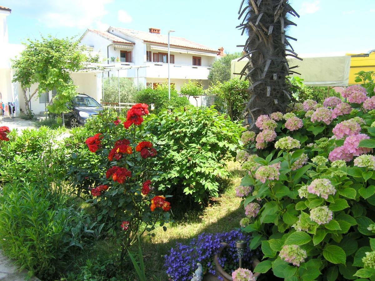 Apartment Zora Krk Town Eksteriør bilde