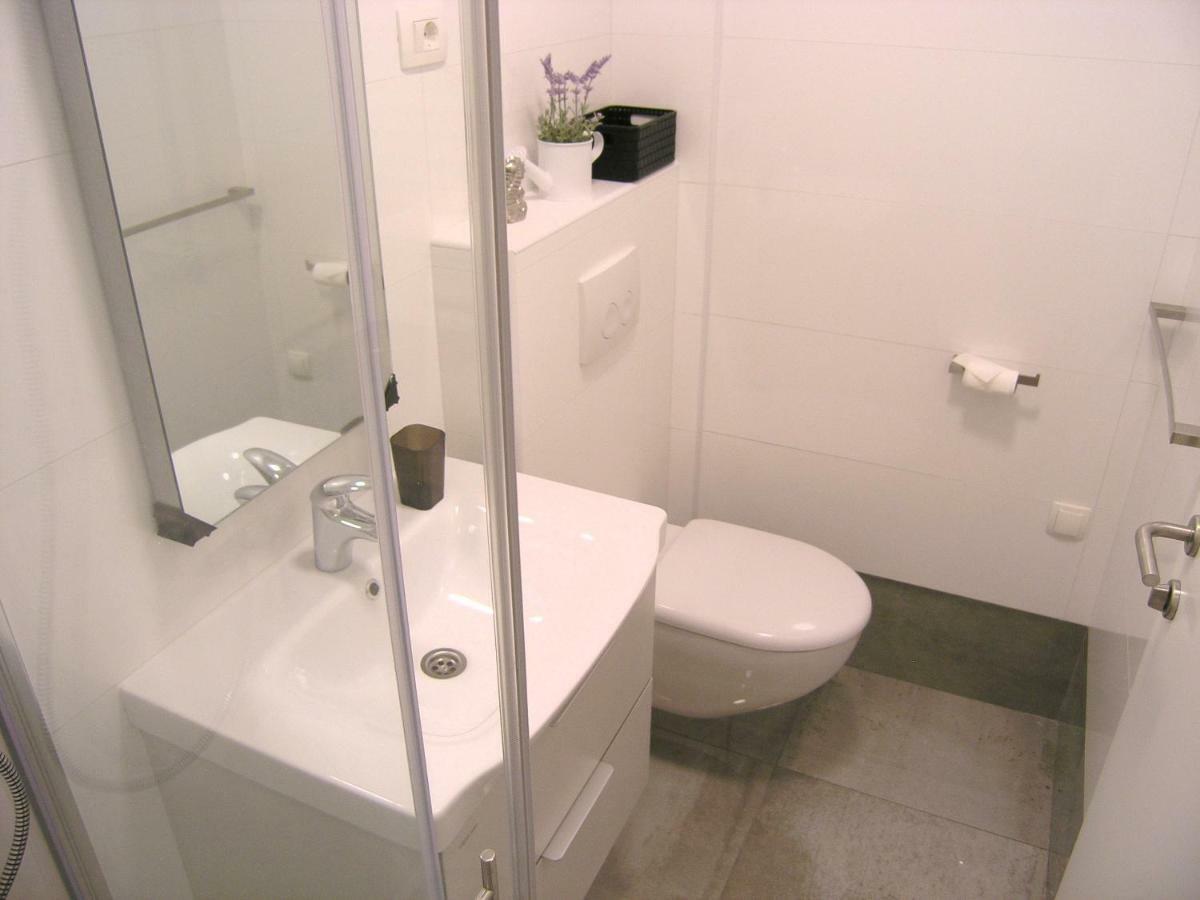 Apartment Zora Krk Town Eksteriør bilde